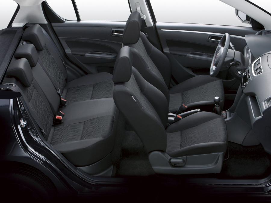  Suzuki Swift Style-S 2012 года  (фото 3 из 5)